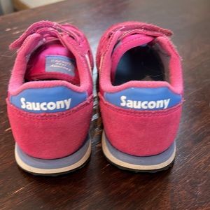 Saucony toddler girls size 10